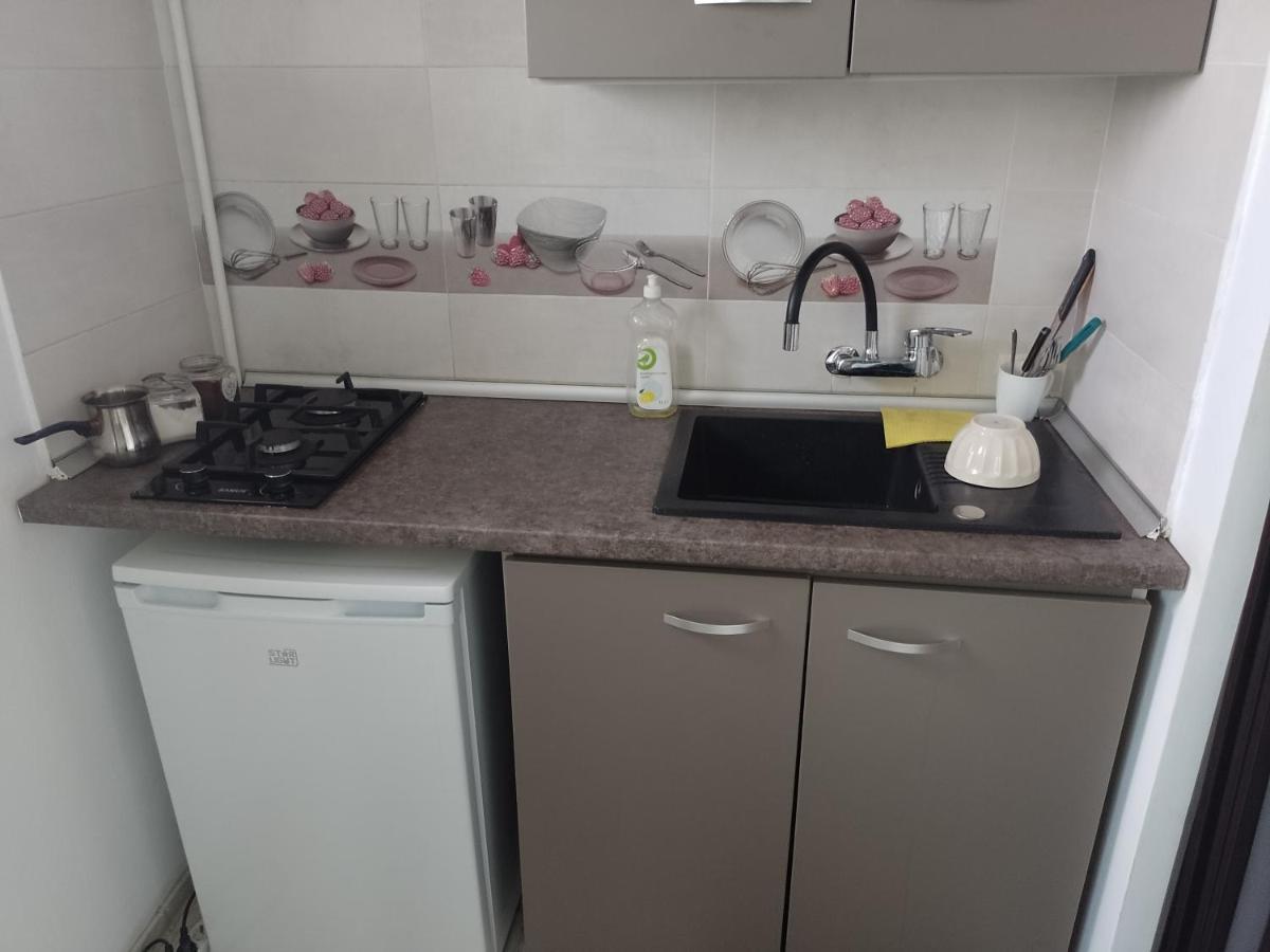 Metrou 1 Decembrie 1918 Apartment Bucureşti Ngoại thất bức ảnh